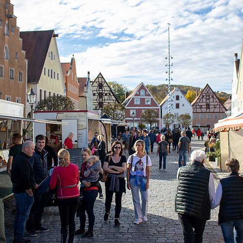 Markt am Berchinger Sonntag