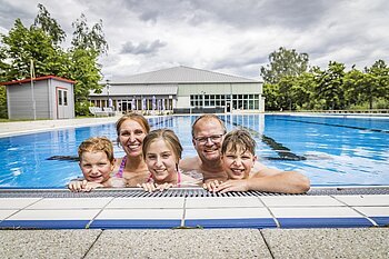 Berchinger Erlebnisbad - Freibad - Quelle: Kujat