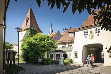 Stadtansicht mit Mittlerem Torturm