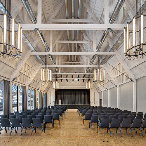 Kulturhalle Christoph Willibald Gluck Saal Reihenbestulung